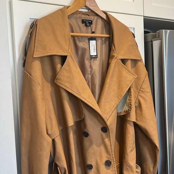 Pretty Little Thing Plus Faux Leather Statement Buckle Trench Coat Tan Size 18 - Picture 7 of 17